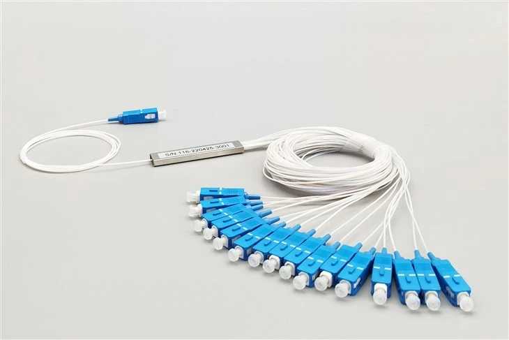 Divisor de fibra PLC 1X16, tubo de aço, fibra nua 250μm, SC UPC, monomodo