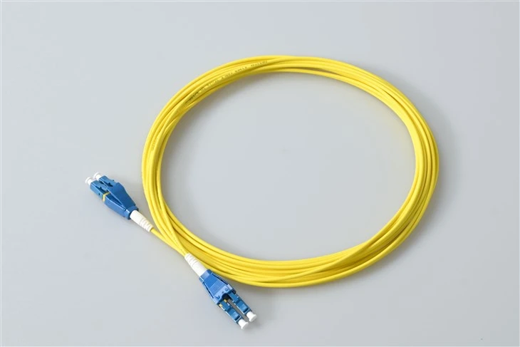 Patch Cord de Fibra Óptica Lc Uniboot UPC 2Core SM 9/125